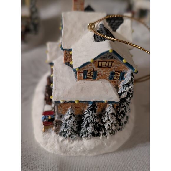 Thomas Kinkade Winter Memories Illuminated Ornament Collection 2000 – Lot of... - Picture 7 of 16